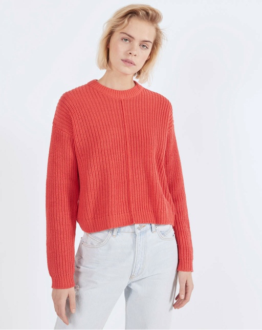 Round neck oversized sweater